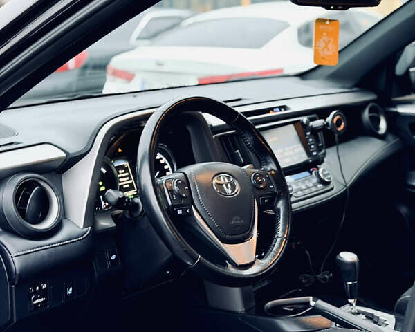Чорний Тойота РАВ 4, об'ємом двигуна 2.49 л та пробігом 109 тис. км за 22500 $, фото 10 на Automoto.ua