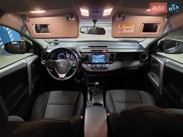 Черный Тойота РАВ 4, объемом двигателя 1.99 л и пробегом 129 тыс. км за 19600 $, фото 12 на Automoto.ua