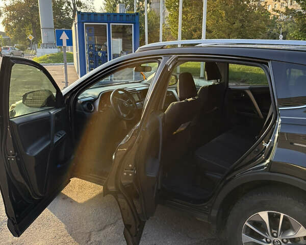 Черный Тойота РАВ 4, объемом двигателя 2.49 л и пробегом 98 тыс. км за 23000 $, фото 9 на Automoto.ua