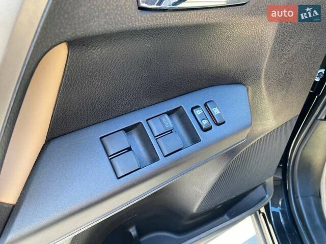 Черный Тойота РАВ 4, объемом двигателя 2.5 л и пробегом 115 тыс. км за 15900 $, фото 11 на Automoto.ua