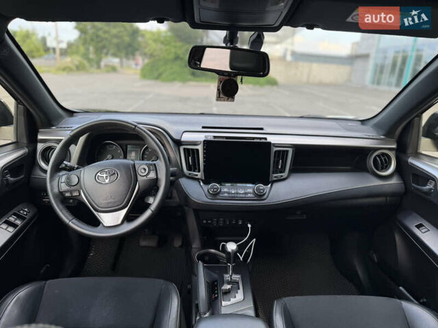 Черный Тойота РАВ 4, объемом двигателя 2.23 л и пробегом 157 тыс. км за 24500 $, фото 8 на Automoto.ua