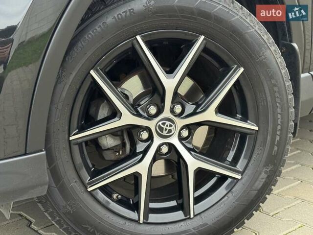Черный Тойота РАВ 4, объемом двигателя 2.23 л и пробегом 150 тыс. км за 20900 $, фото 13 на Automoto.ua