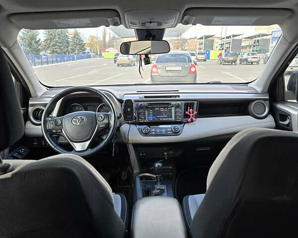 Черный Тойота РАВ 4, объемом двигателя 2.49 л и пробегом 155 тыс. км за 17500 $, фото 11 на Automoto.ua