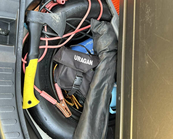 Черный Тойота РАВ 4, объемом двигателя 2.49 л и пробегом 99 тыс. км за 23000 $, фото 21 на Automoto.ua