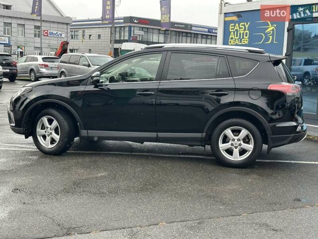 Чорний Тойота РАВ 4, об'ємом двигуна 2.49 л та пробігом 108 тис. км за 17990 $, фото 8 на Automoto.ua
