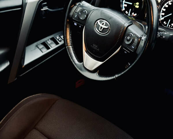 Чорний Тойота РАВ 4, об'ємом двигуна 2.49 л та пробігом 109 тис. км за 22500 $, фото 12 на Automoto.ua