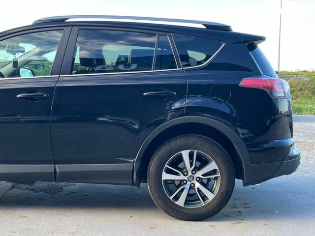 Тойота РАВ 4 2016 в Львове на Automoto.ua Черный Тойота РАВ 4, объемом двигателя 2.5 л и пробегом 117 тыс. км за 18990 $, фото 10 на Automoto.ua