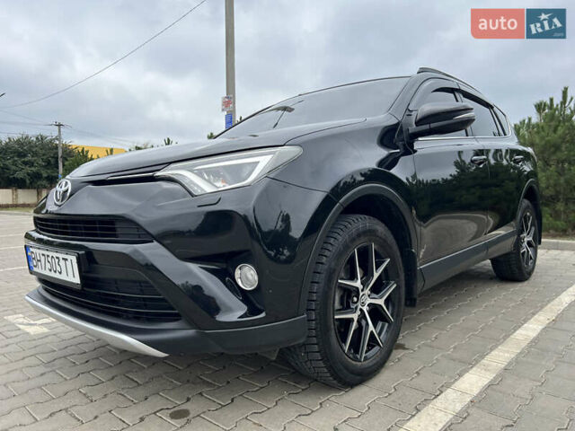 Черный Тойота РАВ 4, объемом двигателя 2.2 л и пробегом 150 тыс. км за 20500 $, фото 3 на Automoto.ua