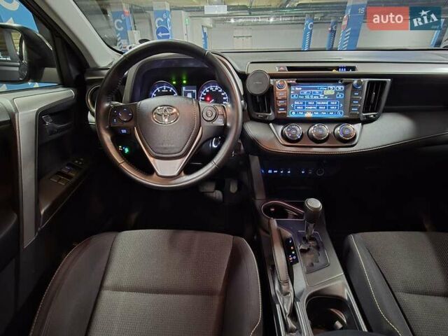 Черный Тойота РАВ 4, объемом двигателя 1.99 л и пробегом 129 тыс. км за 19600 $, фото 13 на Automoto.ua