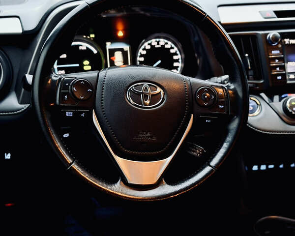 Чорний Тойота РАВ 4, об'ємом двигуна 2.49 л та пробігом 109 тис. км за 22500 $, фото 14 на Automoto.ua