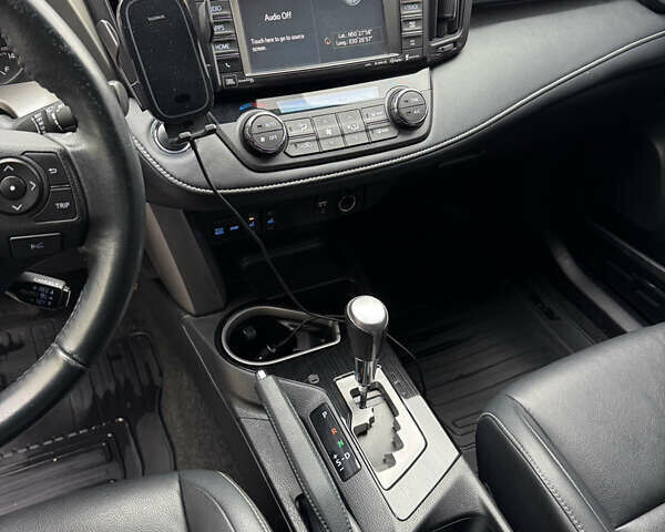 Черный Тойота РАВ 4, объемом двигателя 2.49 л и пробегом 118 тыс. км за 21999 $, фото 17 на Automoto.ua