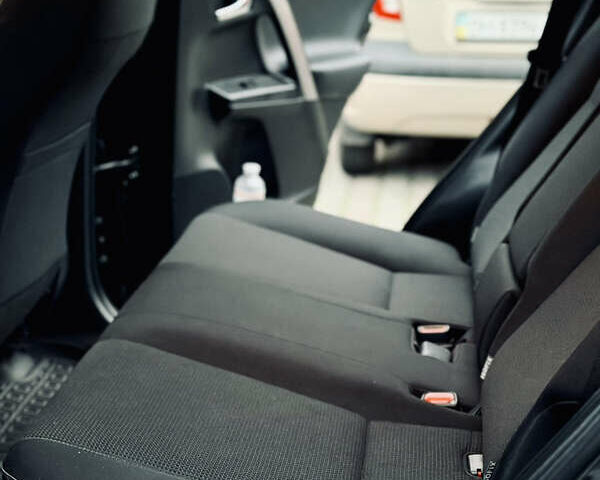 Чорний Тойота РАВ 4, об'ємом двигуна 2.49 л та пробігом 109 тис. км за 22500 $, фото 16 на Automoto.ua