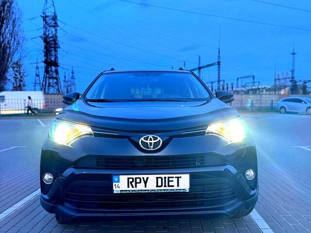 Черный Тойота РАВ 4, объемом двигателя 2 л и пробегом 95 тыс. км за 19000 $, фото 6 на Automoto.ua