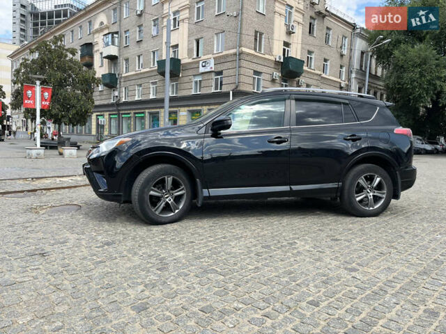 Черный Тойота РАВ 4, объемом двигателя 2.49 л и пробегом 140 тыс. км за 16999 $, фото 1 на Automoto.ua