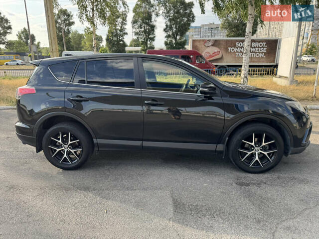 Черный Тойота РАВ 4, объемом двигателя 2.23 л и пробегом 157 тыс. км за 24500 $, фото 3 на Automoto.ua