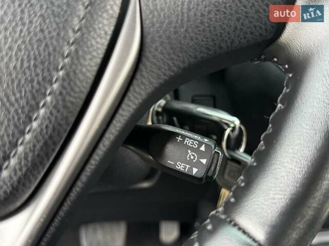 Черный Тойота РАВ 4, объемом двигателя 2.23 л и пробегом 150 тыс. км за 20900 $, фото 71 на Automoto.ua