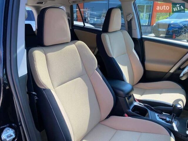 Черный Тойота РАВ 4, объемом двигателя 2.5 л и пробегом 115 тыс. км за 15900 $, фото 25 на Automoto.ua