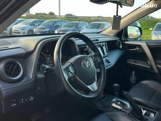 Тойота РАВ 4 2016 в Львове на Automoto.ua Черный Тойота РАВ 4, объемом двигателя 2.5 л и пробегом 117 тыс. км за 18990 $, фото 13 на Automoto.ua