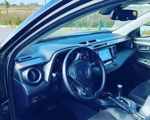 Черный Тойота РАВ 4, объемом двигателя 2.5 л и пробегом 122 тыс. км за 26000 $, фото 8 на Automoto.ua