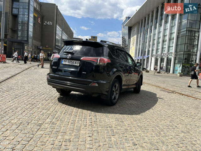 Черный Тойота РАВ 4, объемом двигателя 2.49 л и пробегом 140 тыс. км за 16999 $, фото 5 на Automoto.ua
