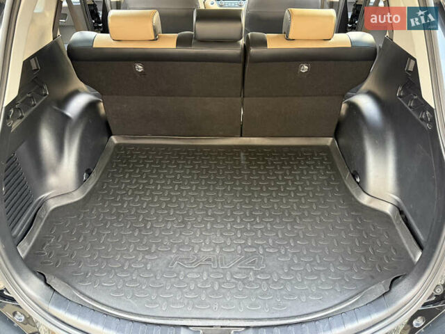 Черный Тойота РАВ 4, объемом двигателя 1.99 л и пробегом 96 тыс. км за 19700 $, фото 38 на Automoto.ua