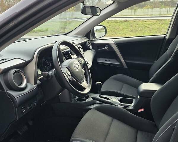 Черный Тойота РАВ 4, объемом двигателя 1.99 л и пробегом 129 тыс. км за 19600 $, фото 15 на Automoto.ua