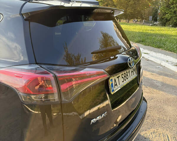 Черный Тойота РАВ 4, объемом двигателя 2.49 л и пробегом 99 тыс. км за 23000 $, фото 5 на Automoto.ua