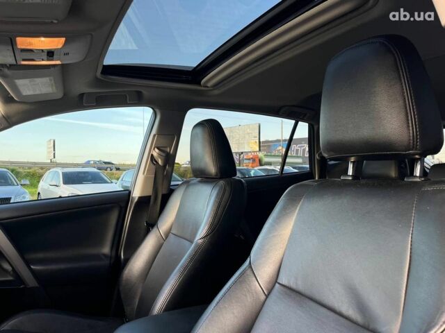 Тойота РАВ 4 2016 в Львове на Automoto.ua Черный Тойота РАВ 4, объемом двигателя 2.5 л и пробегом 117 тыс. км за 18990 $, фото 15 на Automoto.ua