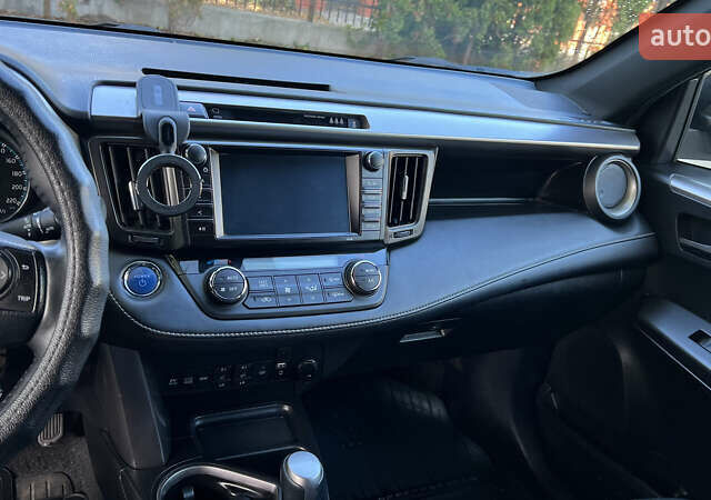 Черный Тойота РАВ 4, объемом двигателя 2.5 л и пробегом 190 тыс. км за 19900 $, фото 9 на Automoto.ua