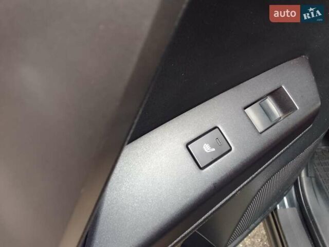 Чорний Тойота РАВ 4, об'ємом двигуна 1.99 л та пробігом 151 тис. км за 20700 $, фото 13 на Automoto.ua