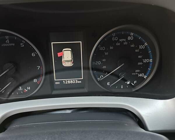 Тойота РАВ 4 2017 в Кременчуге на Automoto.ua Черный Тойота РАВ 4, объемом двигателя 2.49 л и пробегом 128 тыс. км за 22000 $, фото 4 на Automoto.ua
