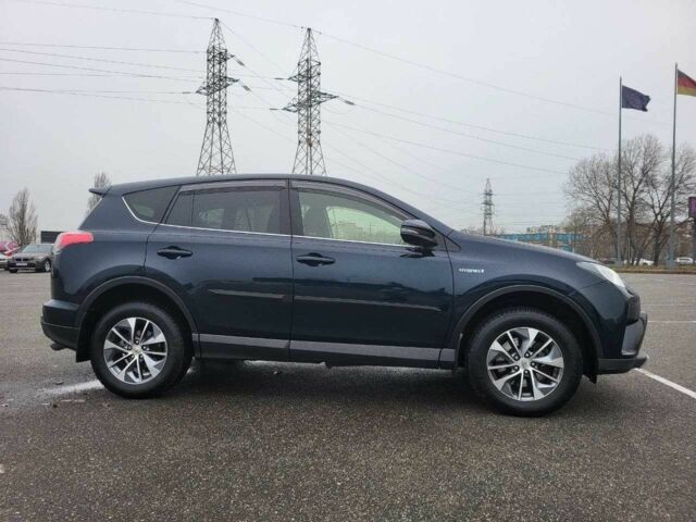 Тойота РАВ 4 2017 в Киеве на Automoto.ua Черный Тойота РАВ 4, объемом двигателя 2.5 л и пробегом 167 тыс. км за 21900 $, фото 20 на Automoto.ua