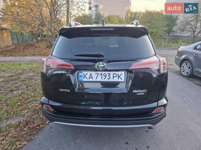 Чорний Тойота РАВ 4, об'ємом двигуна 2 л та пробігом 151 тис. км за 20700 $, фото 1 на Automoto.ua