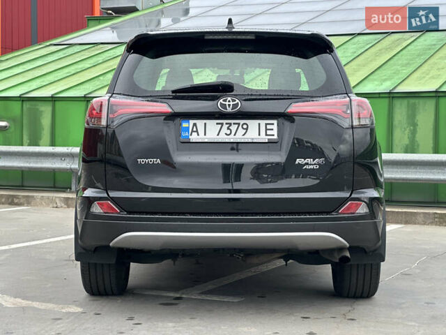 Тойота РАВ 4 2017 в Киеве на Automoto.ua Черный Тойота РАВ 4, объемом двигателя 2.23 л и пробегом 207 тыс. км за 18000 $, фото 12 на Automoto.ua