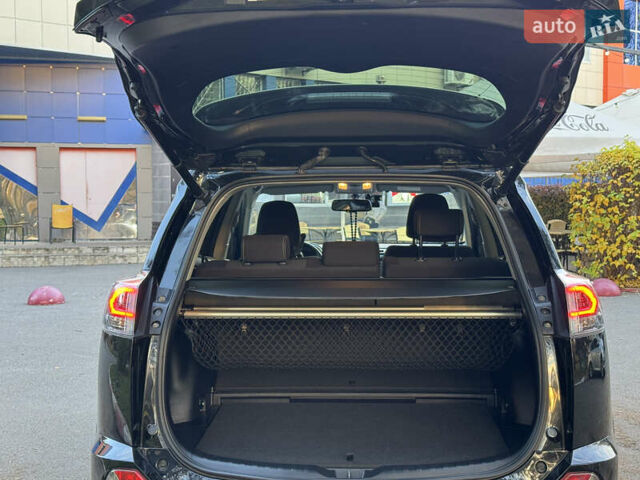 Черный Тойота РАВ 4, объемом двигателя 2.49 л и пробегом 72 тыс. км за 25000 $, фото 11 на Automoto.ua