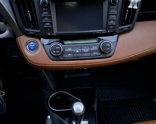 Чорний Тойота РАВ 4, об'ємом двигуна 2.49 л та пробігом 108 тис. км за 24900 $, фото 21 на Automoto.ua