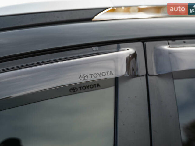 Черный Тойота РАВ 4, объемом двигателя 2.23 л и пробегом 97 тыс. км за 23775 $, фото 29 на Automoto.ua