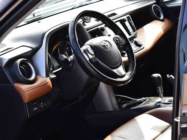 Черный Тойота РАВ 4, объемом двигателя 2.5 л и пробегом 111 тыс. км за 22850 $, фото 7 на Automoto.ua