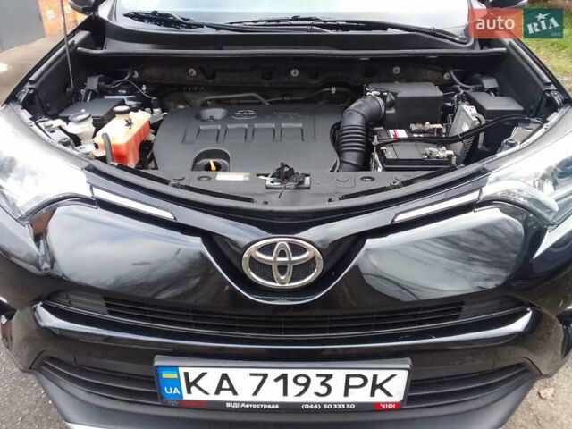Чорний Тойота РАВ 4, об'ємом двигуна 1.99 л та пробігом 151 тис. км за 20700 $, фото 15 на Automoto.ua