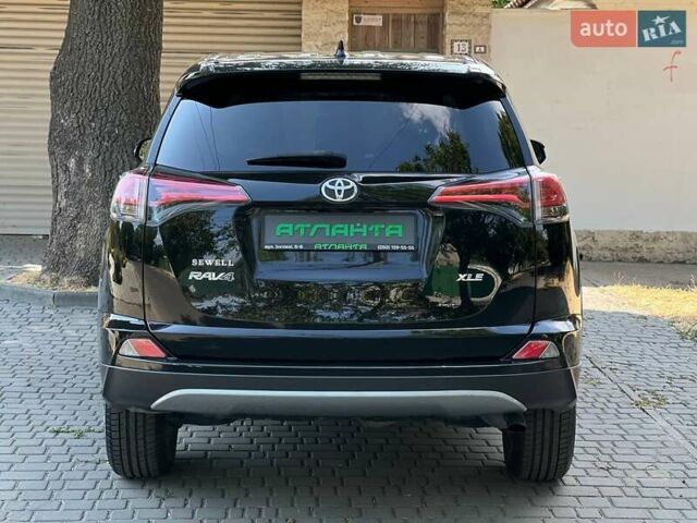 Тойота РАВ 4 2017 в Одессе на Automoto.ua Черный Тойота РАВ 4, объемом двигателя 2.5 л и пробегом 120 тыс. км за 19900 $, фото 7 на Automoto.ua