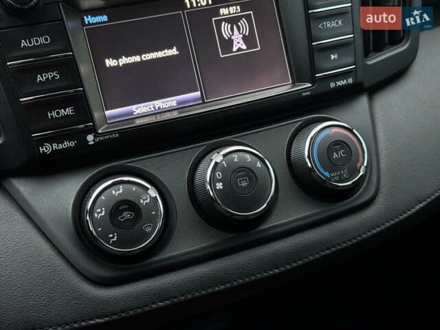 Чорний Тойота РАВ 4, об'ємом двигуна 2.49 л та пробігом 116 тис. км за 19200 $, фото 18 на Automoto.ua