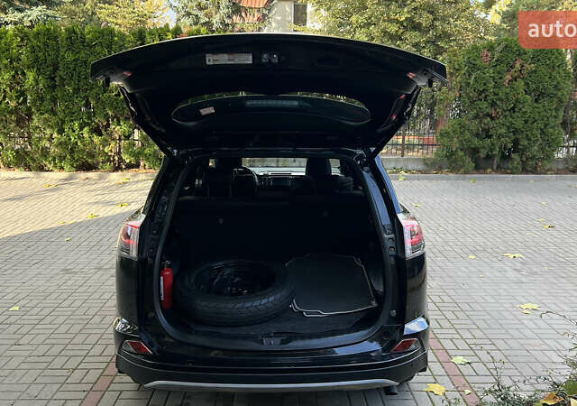 Черный Тойота РАВ 4, объемом двигателя 2.5 л и пробегом 190 тыс. км за 19900 $, фото 21 на Automoto.ua