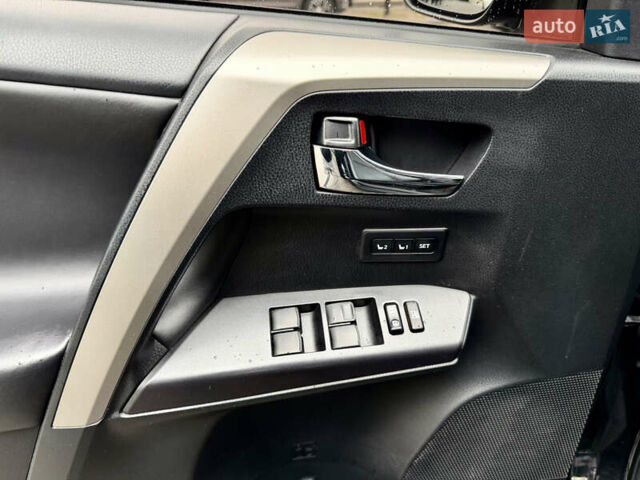 Тойота РАВ 4 2017 в Днепре (Днепропетровске) на Automoto.ua Черный Тойота РАВ 4, объемом двигателя 2.23 л и пробегом 240 тыс. км за 18700 $, фото 27 на Automoto.ua