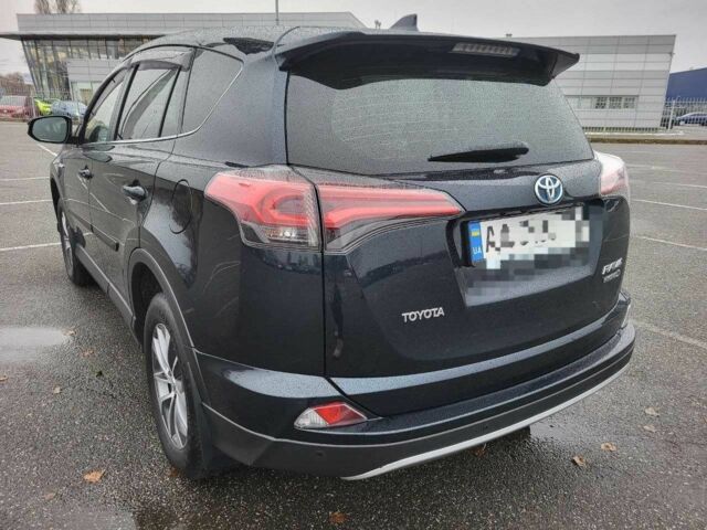 Тойота РАВ 4 2017 в Киеве на Automoto.ua Черный Тойота РАВ 4, объемом двигателя 2.5 л и пробегом 167 тыс. км за 21900 $, фото 3 на Automoto.ua