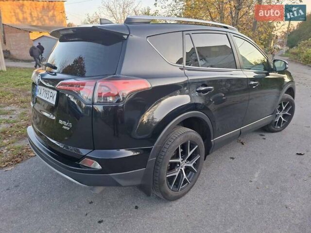 Чорний Тойота РАВ 4, об'ємом двигуна 2 л та пробігом 151 тис. км за 20700 $, фото 5 на Automoto.ua