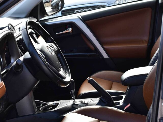 Черный Тойота РАВ 4, объемом двигателя 2.5 л и пробегом 111 тыс. км за 22850 $, фото 8 на Automoto.ua