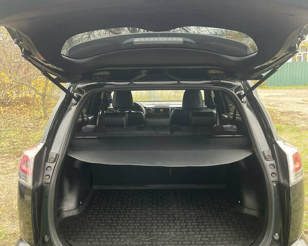 Черный Тойота РАВ 4, объемом двигателя 2.23 л и пробегом 187 тыс. км за 19100 $, фото 23 на Automoto.ua