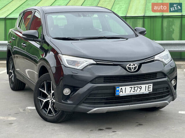 Тойота РАВ 4 2017 в Киеве на Automoto.ua Черный Тойота РАВ 4, объемом двигателя 2.23 л и пробегом 207 тыс. км за 18000 $, фото 3 на Automoto.ua