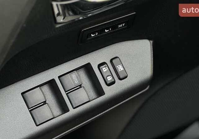 Черный Тойота РАВ 4, объемом двигателя 2.49 л и пробегом 43 тыс. км за 27999 $, фото 12 на Automoto.ua