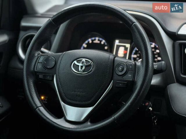 Чорний Тойота РАВ 4, об'ємом двигуна 2.49 л та пробігом 116 тис. км за 19200 $, фото 28 на Automoto.ua